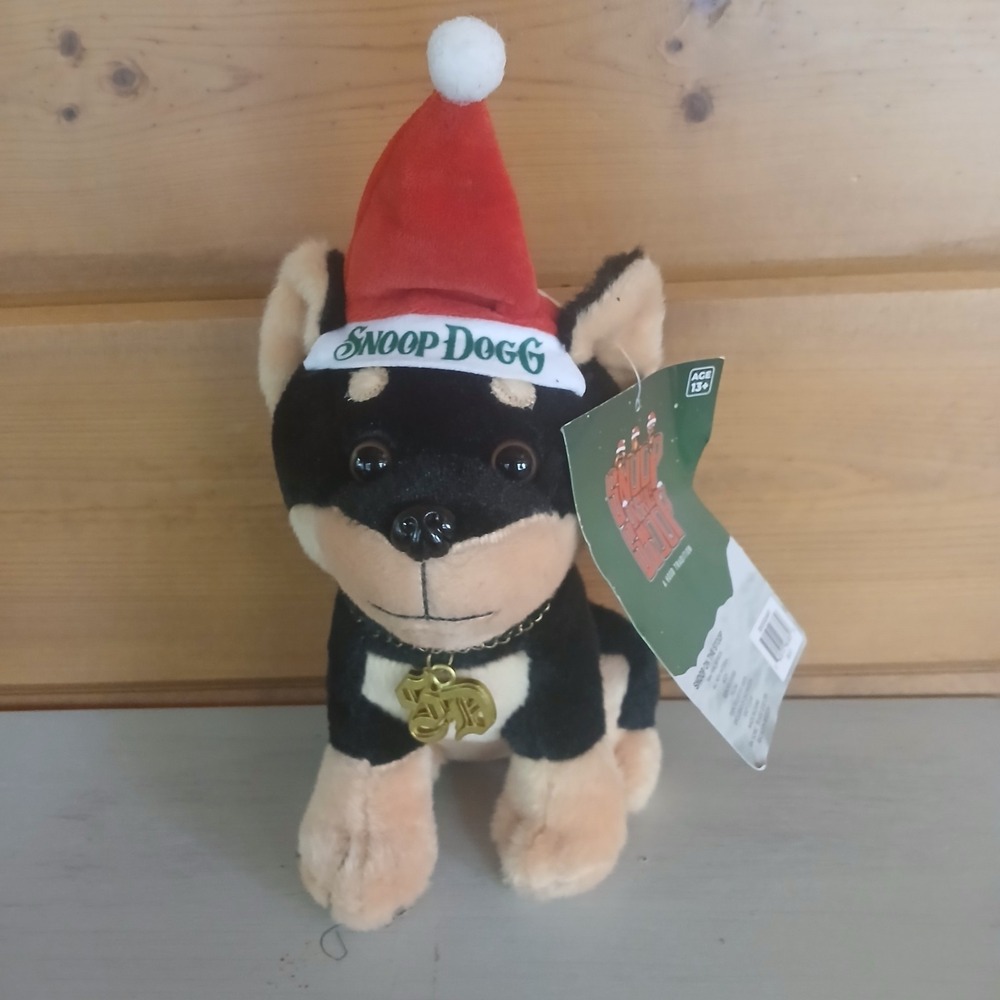 Snoop Dogg PLUSH Doberman DOG w/ Chain Necklace Snoop on the Stoop CHRISTMAS D32